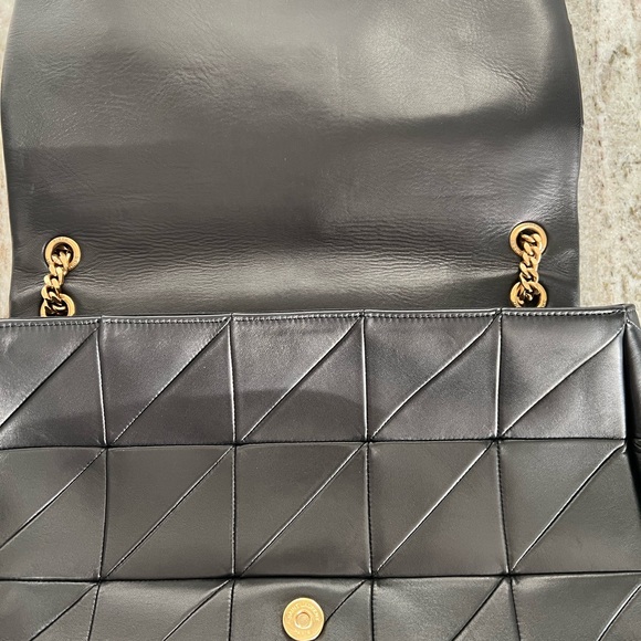 Yves Saint Laurent Black Leather Shoulder Bag with Gold Chain - Picture 8 of 8